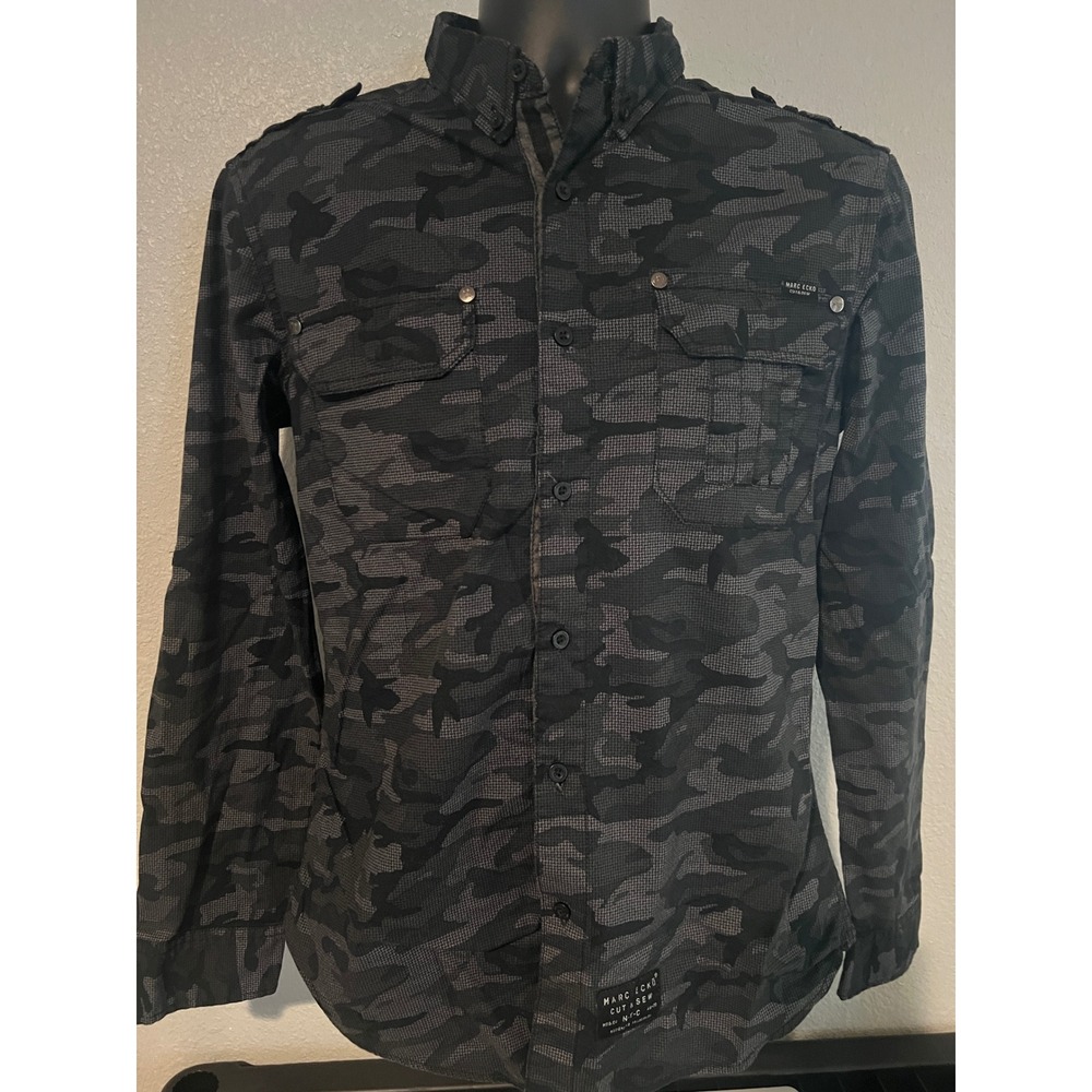 Marc Ecko Cut & Sew Shirt Mens Small Gray Camo Excellent Military Button Down